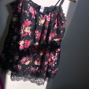 Long sleeve Off shoulder too